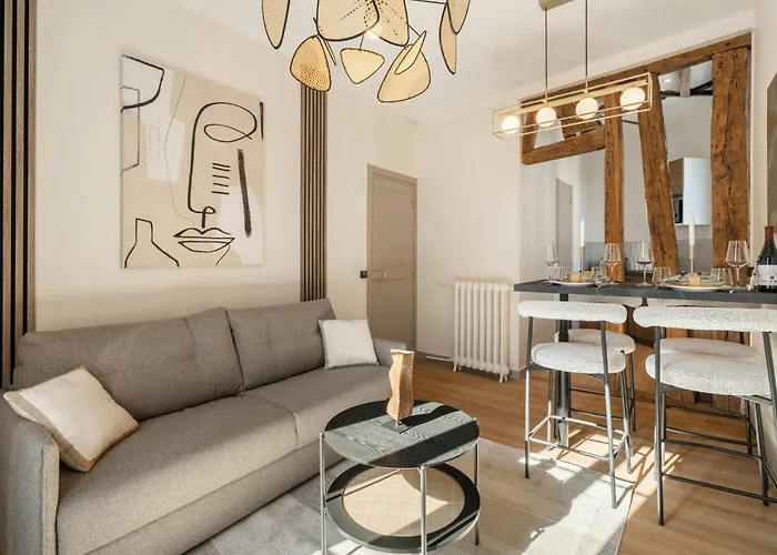 Notre Dame - Premium For 4