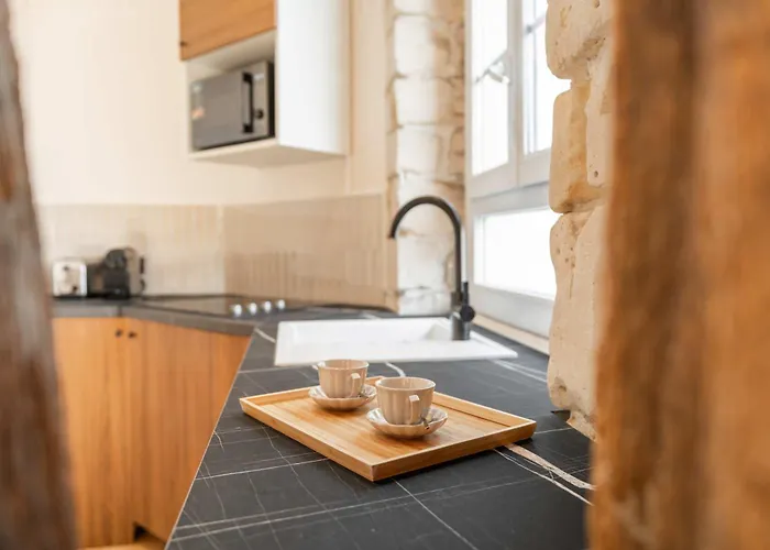 Notre Dame - Premium For 4 *