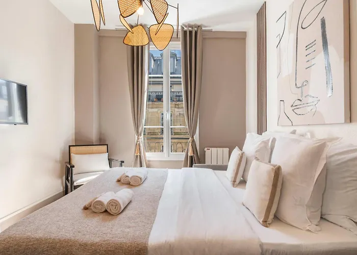 Notre Dame - Premium For 4 * Paris